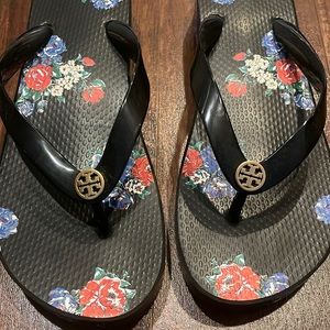 Tory Burch Cut-Out Wedge flip flop
